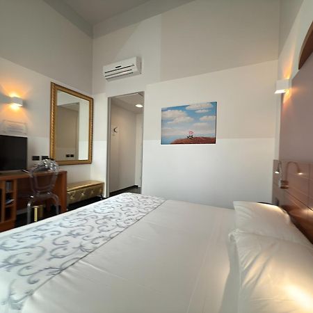 Hotel Europa Varese Ngoại thất bức ảnh