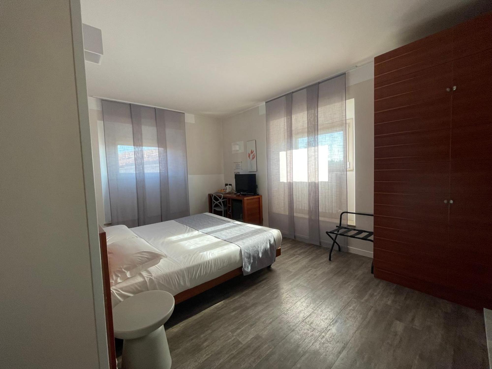 Hotel Europa Varese Ngoại thất bức ảnh
