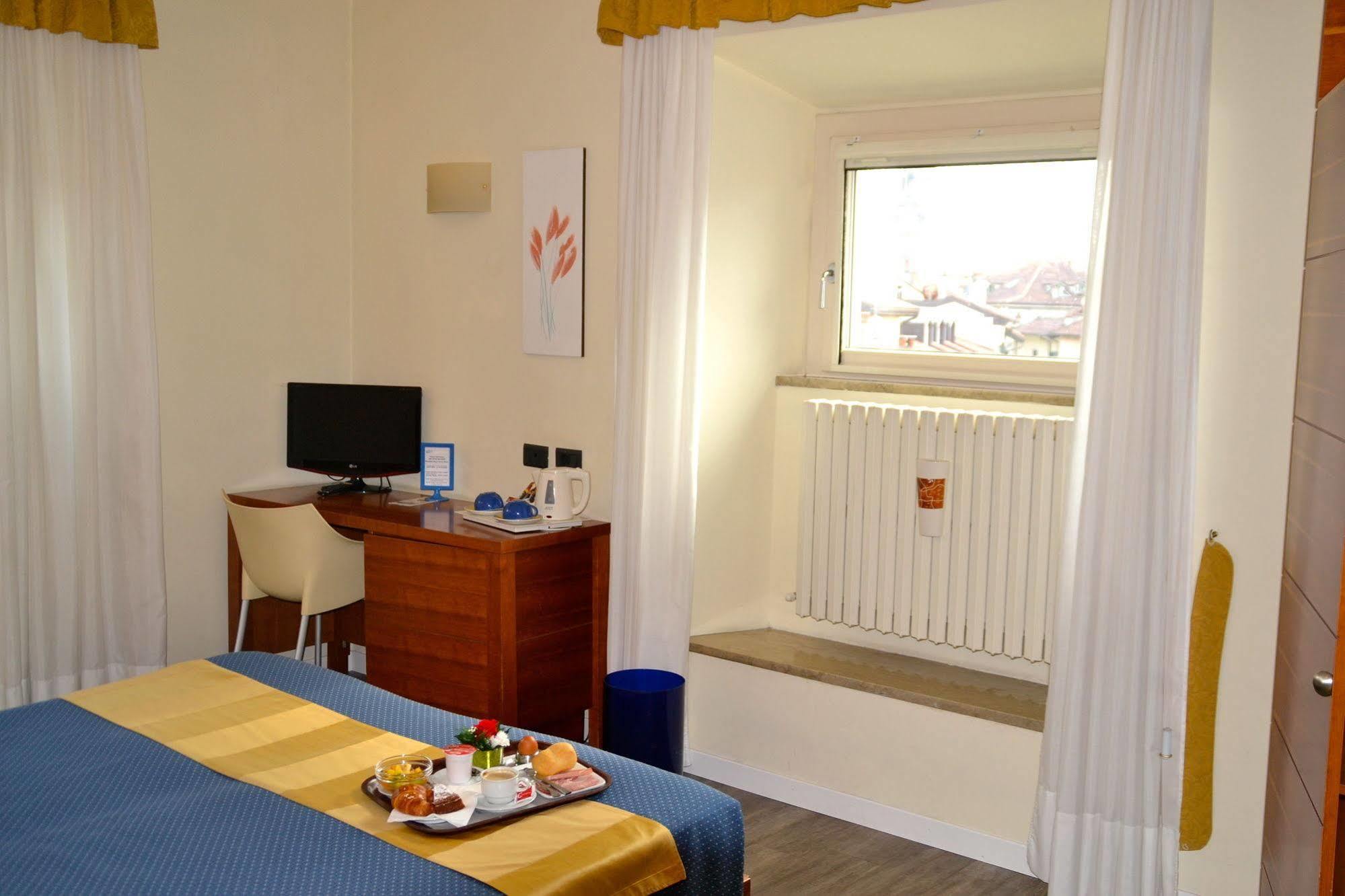 Hotel Europa Varese Ngoại thất bức ảnh