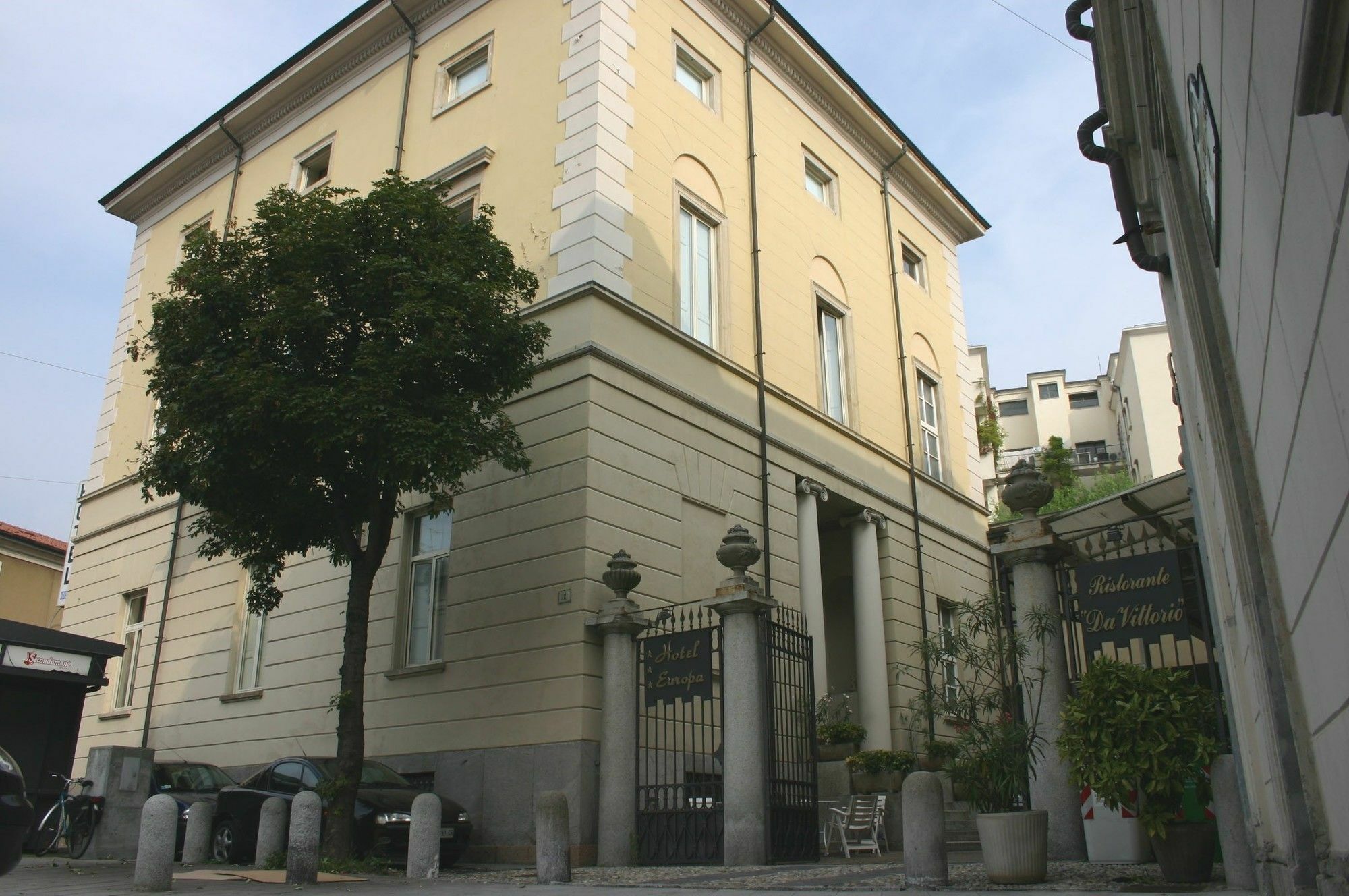 Hotel Europa Varese Ngoại thất bức ảnh